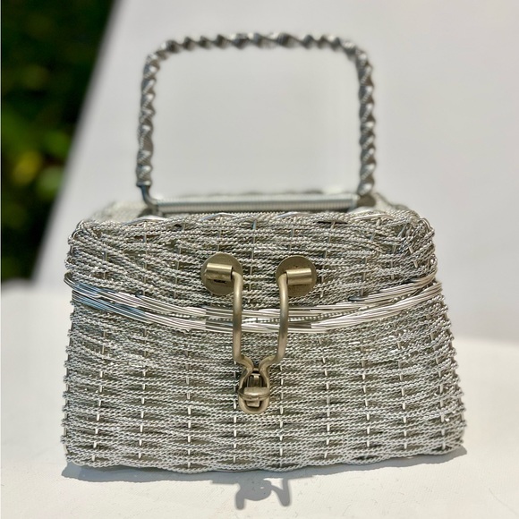 Vintage Silver Tone Woven Handbag Rare - Picture 1 of 11